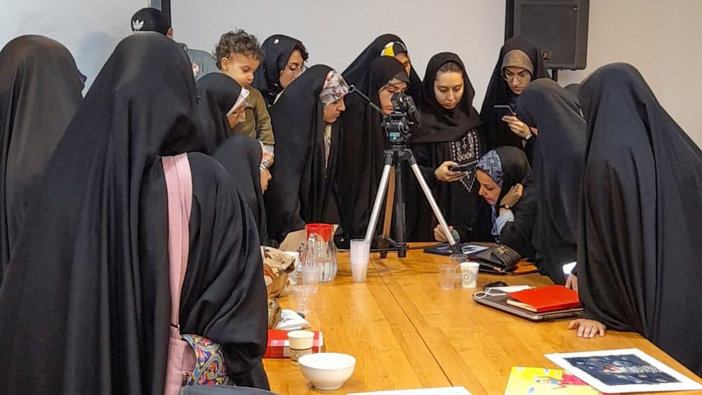 برگزاری کارگاه «آشنایی با مبانی تصویرسازی و تکنیک‌های آن» در قم