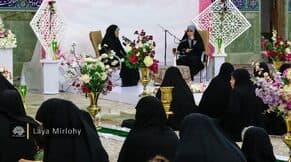 عرض ارادت بانوان شاعر به حضرت معصومه (س)
