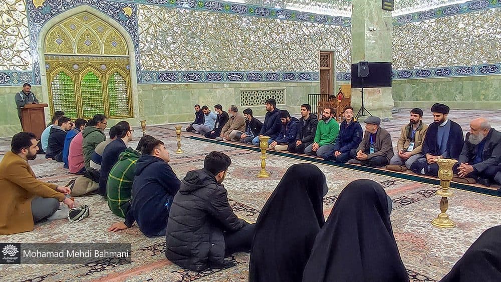 آغاز به کار کارگاههای جشنواره ملی گرافیک رضوی در قم