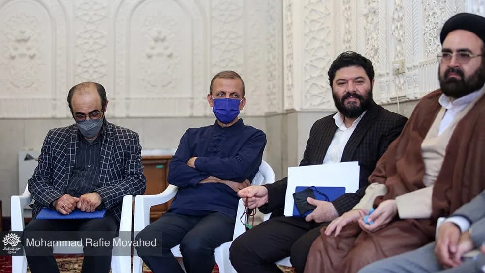 تجلیل از محمدرضا آزاد برای 30 سال تلاش بیوقفه در حوزه هنری قم