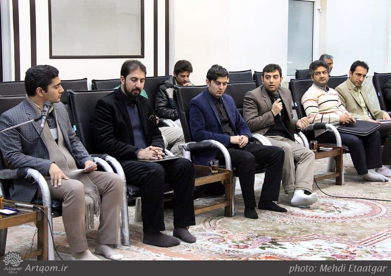 دیدار جمعی از هنرمندان جوان قمی با آیت الله سعیدی