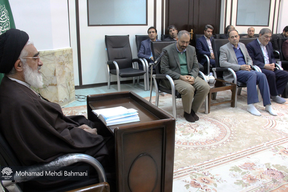 هنر اسلامی پرداختن به گفتمان واحد پیامبر اسلام(ص) است