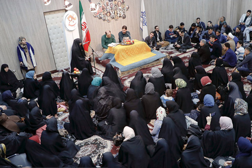 سی و هشتمین محفل طنز قمپز
